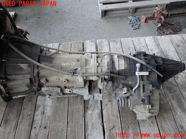 2UPJ-9240103010]シボレー・サバーバン(不明)ミッション AT C1G 4WD 中古_2