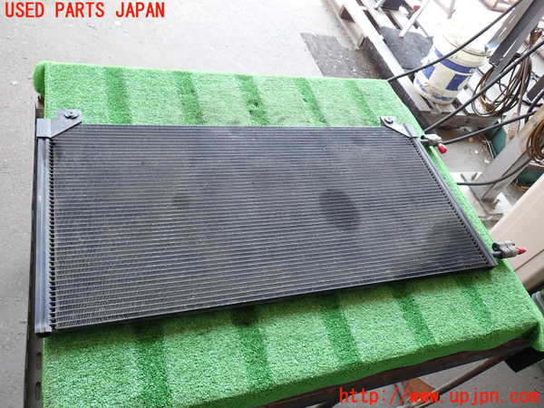 2UPJ-9240106031]シボレー・サバーバン(不明)エアコンコンデンサー1 中古_3