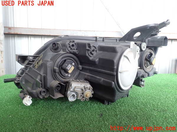 2UPJ-9240111130]マークX(GRX120)右ヘッドライト HID 中古_2