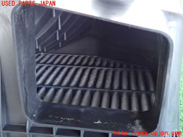 2UPJ-9240112560]マークX(GRX120)エアクリーナーボックス 中古_5
