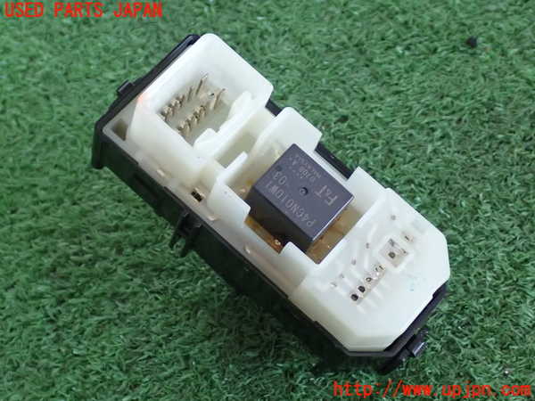 2UPJ-9240116245]マークX(GRX120)左前パワーウィンドウスイッチ 中古_2