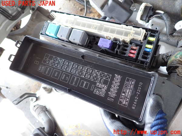 2UPJ-9240116742]マークX(GRX120)ヒューズボックス2(EGルーム内助手席側) 中古_2
