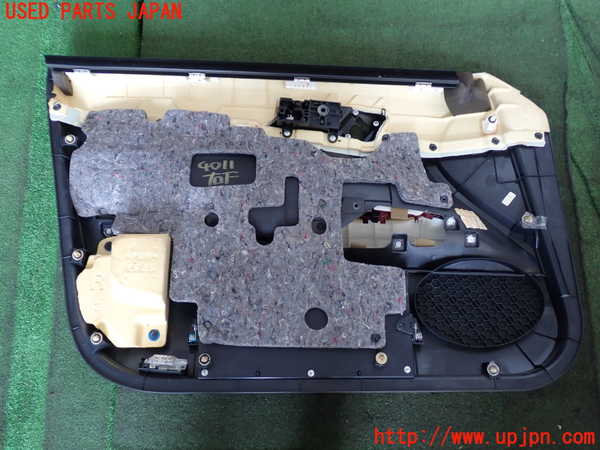 2UPJ-9240111234]マークX(GRX120)右前ドア内張り 中古_3