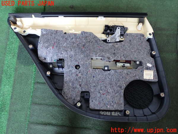 2UPJ-9240111294]マークX(GRX120)右後ドア内張り 中古_3