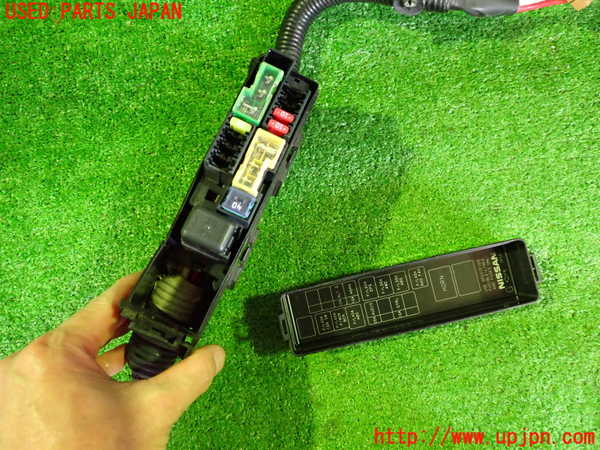 2UPJ-9240126742]キューブ(Z12)ヒューズボックス2(EGルーム内助手席側) 中古_3