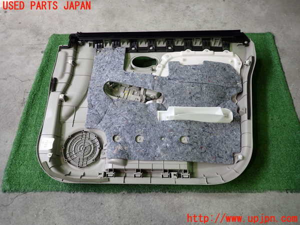 2UPJ-9240121264]キューブ(Z12)左前ドア内張り 中古_4