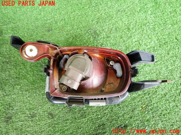 2UPJ-9240131180]ベンツ C180 コンプレッサー(203046)(W203系)右フォグ 中古_3