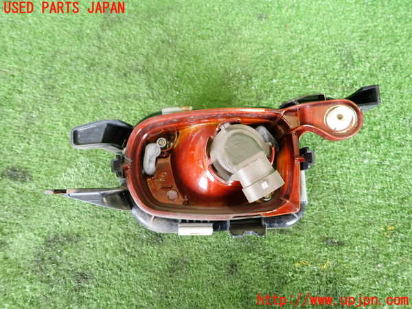 2UPJ-9240131182]ベンツ C180 コンプレッサー(203046)(W203系)左フォグ 中古_3
