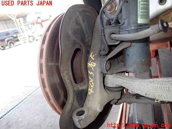 2UPJ-9240134290]ベンツ C180 コンプレッサー(203046)(W203系)右フロントナックルハブ 中古_2