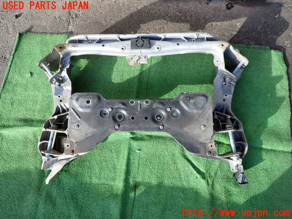 2UPJ-9240135285]ベンツ C180 コンプレッサー(203046)(W203系)フロントメンバー 中古_4