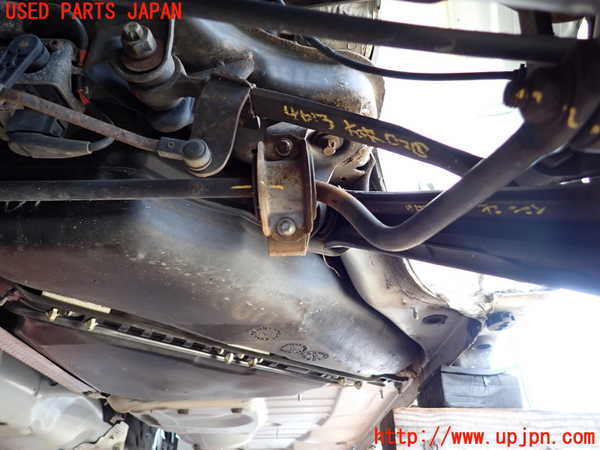 2UPJ-9240135445]ベンツ C180 コンプレッサー(203046)(W203系)リアスタビライザー 中古_2