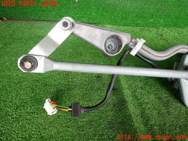 2UPJ-9240136770]ベンツ C180 コンプレッサー(203046)(W203系)フロントワイパーモーター 中古_2