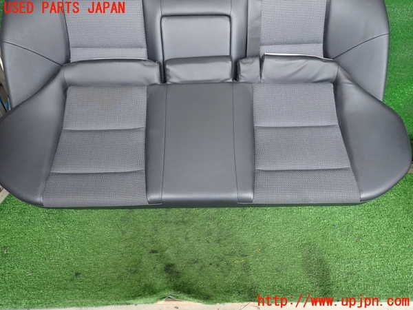 2UPJ-9240137385]ベンツ C180 コンプレッサー(203046)(W203系)リアシート 中古_2