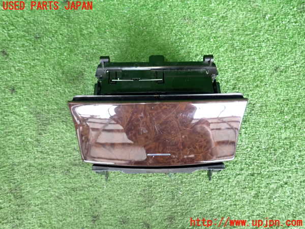 2UPJ-9240137821]ベンツ C180 コンプレッサー(203046)(W203系)灰皿1 中古_2