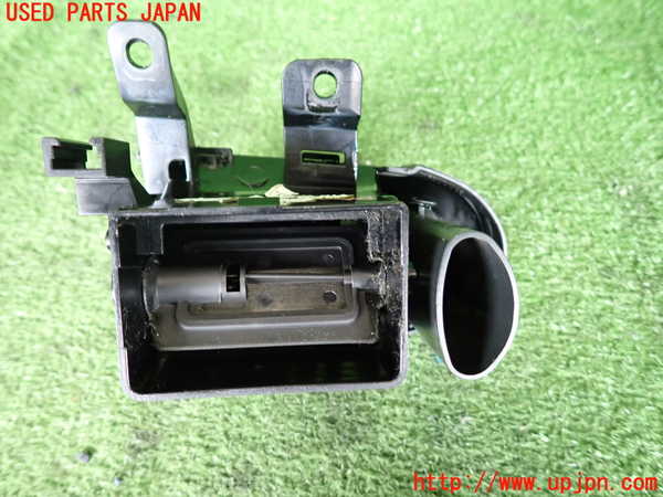 2UPJ-9240137526]ベンツ C180 コンプレッサー(203046)(W203系)エアコン吹き出し口1 (右) 中古_3