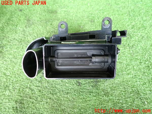 2UPJ-9240137527]ベンツ C180 コンプレッサー(203046)(W203系)エアコン吹き出し口2 (左) 中古_3