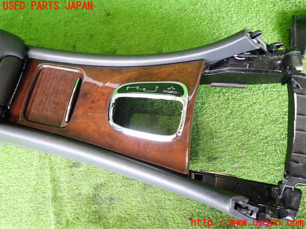 2UPJ-9240137540]ベンツ C180 コンプレッサー(203046)(W203系)センターコンソール (ジャンク品) 中古_2