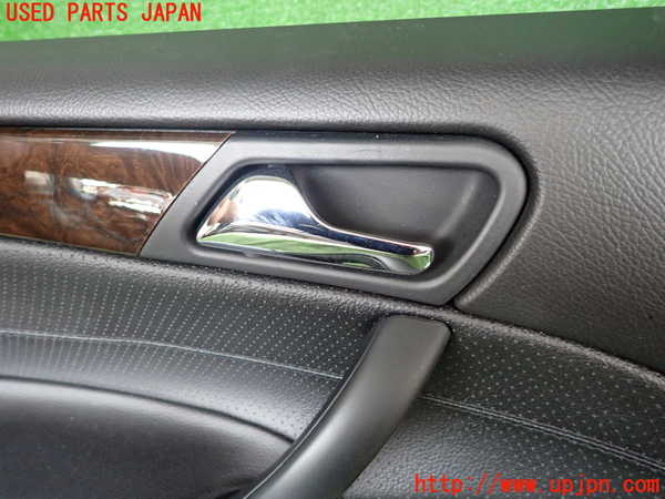 2UPJ-9240131264]ベンツ C180 コンプレッサー(203046)(W203系)左前ドア内張り 中古_3