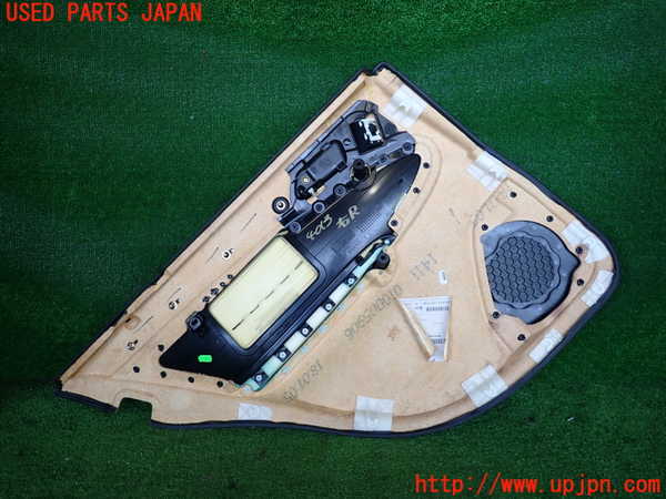 2UPJ-9240131294]ベンツ C180 コンプレッサー(203046)(W203系)右後ドア内張り 中古_2