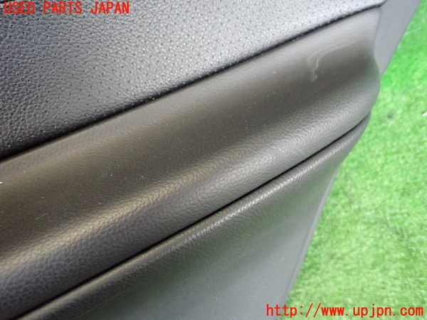 2UPJ-9240131294]ベンツ C180 コンプレッサー(203046)(W203系)右後ドア内張り 中古_4
