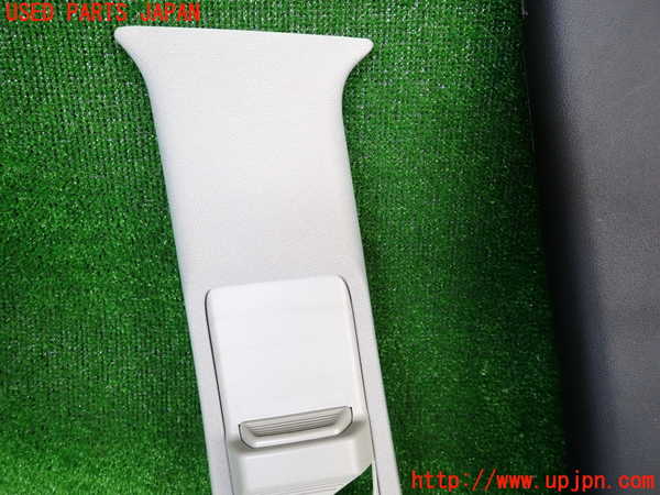 2UPJ-9240137670]ベンツ C180 コンプレッサー(203046)(W203系)左センターピラートリム 中古_2