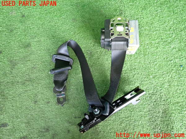 2UPJ-9240137075]ベンツ C180 コンプレッサー(203046)(W203系)助手席シートベルト 中古_3
