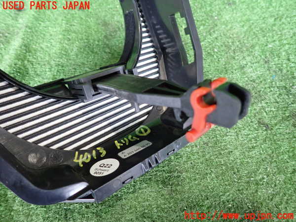 2UPJ-9240137691]ベンツ C180 コンプレッサー(203046)(W203系)内装トリム類1 中古_4