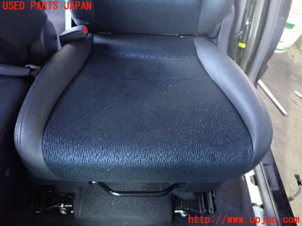 2UPJ-9240147175]オデッセイ(RB1)左2列目シート 中古_3