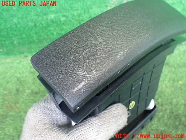 2UPJ-9240147821]オデッセイ(RB1)灰皿1 中古_3