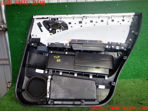 2UPJ-9240141324]オデッセイ(RB1)左後ドア内張り 中古_3