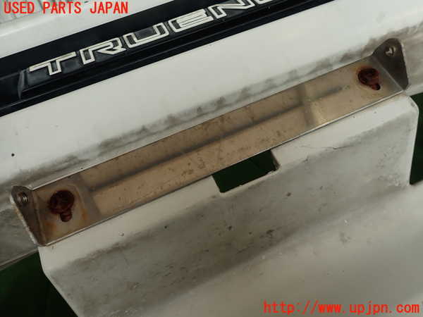 2UPJ-9240151010]スプリンター トレノ(AE92)フロントバンパー 中古_3