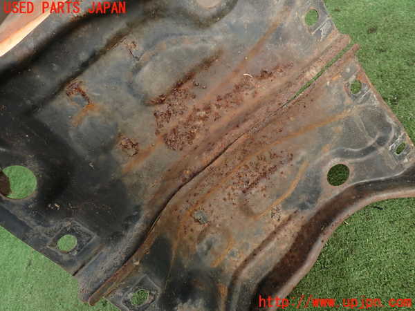 2UPJ-9240151014]スプリンター トレノ(AE92)フロントバンパーホースメント 中古_4