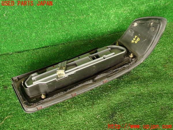 2UPJ-9240151536]スプリンター トレノ(AE92)左テールランプ 中古_2