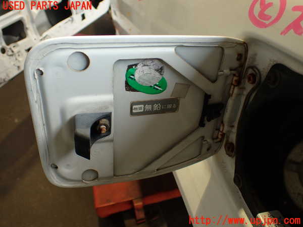 2UPJ-9240151690]スプリンター トレノ(AE92)フューエルリッド 中古_4