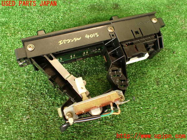 2UPJ-9240156066]スプリンター トレノ(AE92)エアコンスイッチ1 中古_3