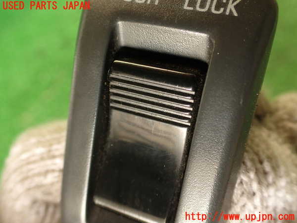 2UPJ-9240156307]スプリンター トレノ(AE92)スイッチ2 (DOOR LOCK) 中古_2