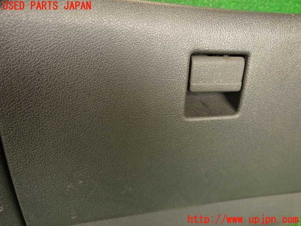 2UPJ-9240157516]スプリンター トレノ(AE92)グローブボックス1 中古_3