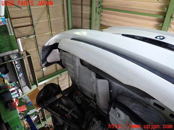 2UPJ-9240161610]BMW 318ti(AU20)リアバンパー 中古 (E46)_4