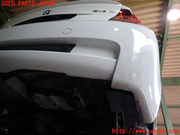 2UPJ-9240161610]BMW 318ti(AU20)リアバンパー 中古 (E46)_5
