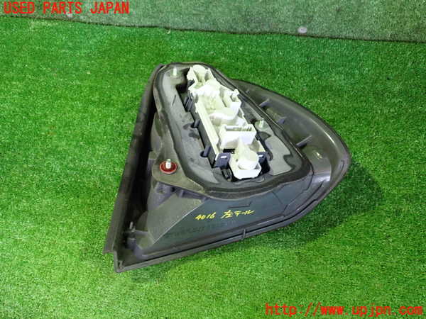 2UPJ-9240161536]BMW 318ti(AU20)左テールランプ 中古 (E46)_2