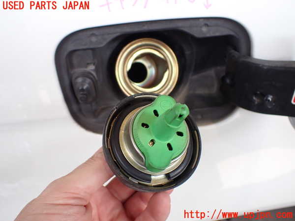 2UPJ-9240161690]BMW 318ti(AU20)フューエルリッド 中古 (E46)_3