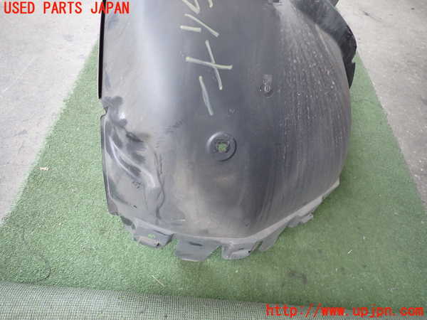 2UPJ-9240161090]BMW 318ti(AU20)右前フェンダーライナー 中古 (E46)_2