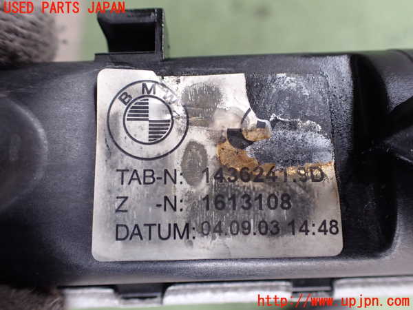 2UPJ-9240162321]BMW 318ti(AU20)ラジエーター1 中古 (E46)_2