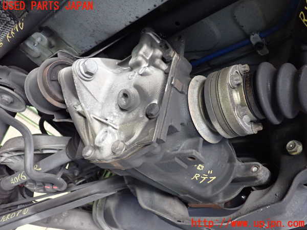 2UPJ-9240164355]BMW 318ti(AU20)リアデフ 中古 (E46)_2