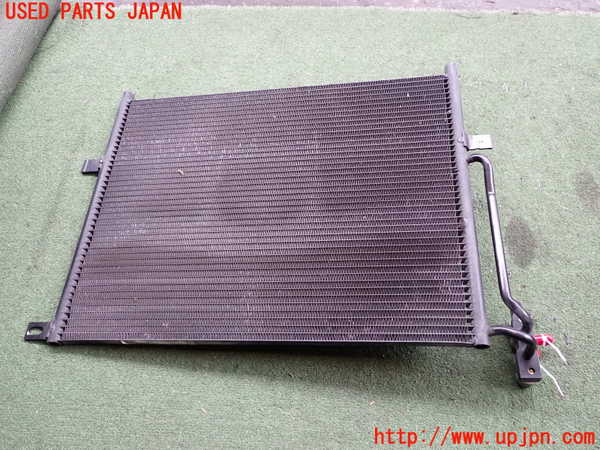 2UPJ-9240166031]BMW 318ti(AU20)エアコンコンデンサー1 中古 (E46)_3