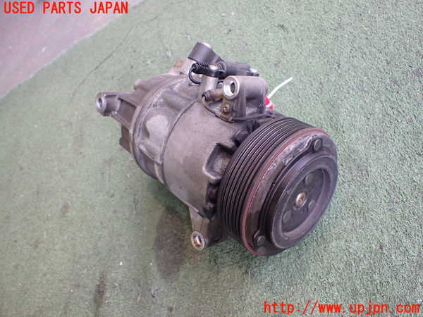 2UPJ-9240166025]BMW 318ti(AU20)エアコンコンプレッサー 中古 (E46)_2