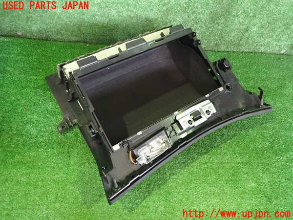 2UPJ-9240167516]BMW 318ti(AU20)グローブボックス1 中古 (E46)_3