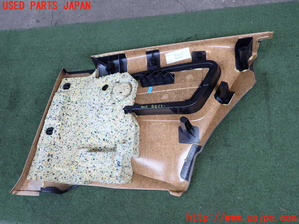 2UPJ-9240167680]BMW 318ti(AU20)左リアピラートリム (ジャンク品) 中古 (E46)_3