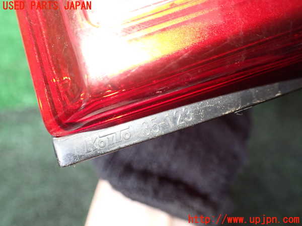 1UPJ-9240171530]FJクルーザー(GSJ15W)右テールランプ 中古_3