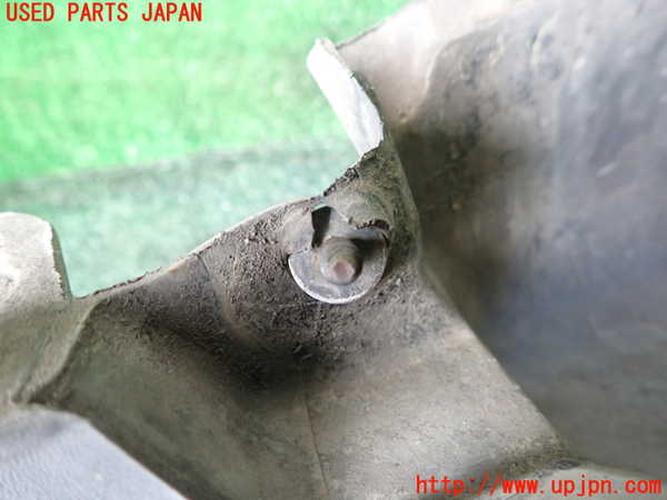 1UPJ-9240171452]FJクルーザー(GSJ15W)左フロントマッドガード(泥除け) 中古_3